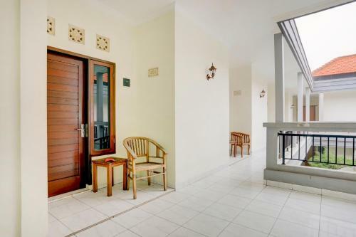 Hotel Oyo 3910 Teges Inn