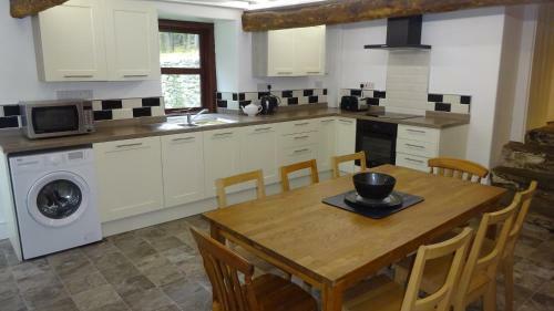Blaentwrch Farmhouse