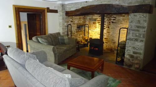 Blaentwrch Farmhouse