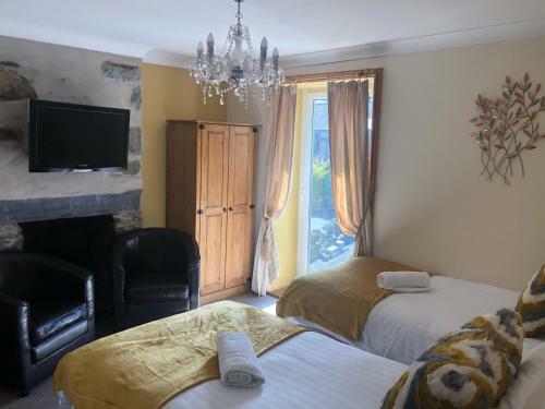 Hostal Alpine Lodge Guest House