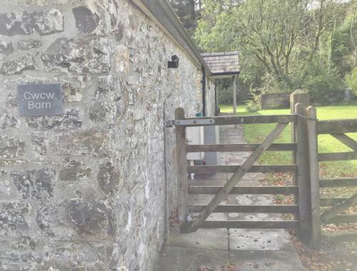 Cuckoo Barn At Penygaer