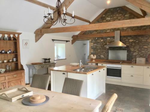 Cuckoo Barn At Penygaer