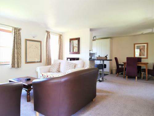 Wellstone Cottages - Honeysuckle