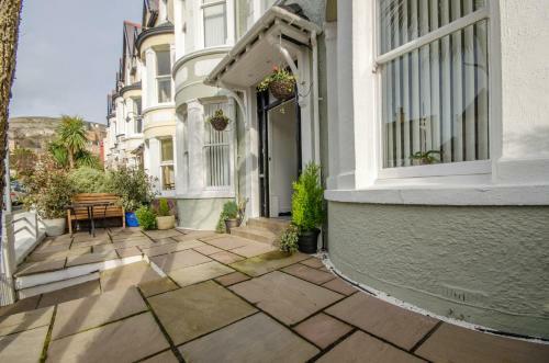 Cosy Llandudno Apartments