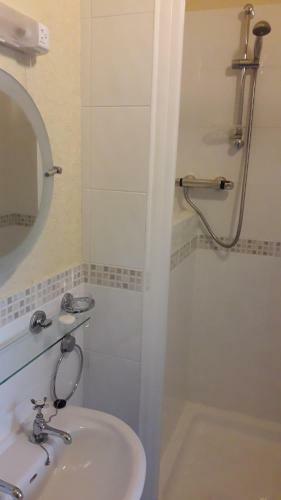 Hostal Bodeuron Guest House
