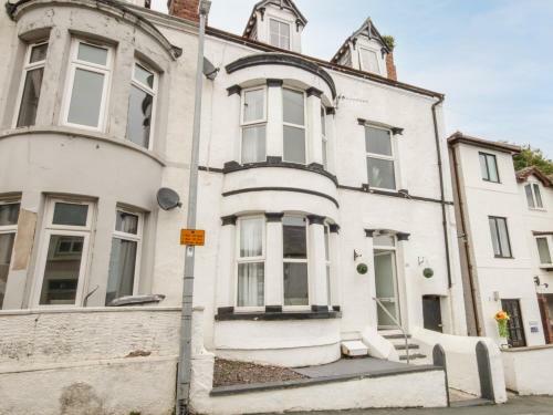 25 Ty Gwyn Road