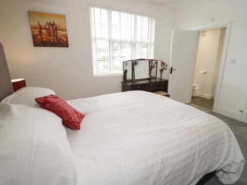 23 Carmen Sylva Road