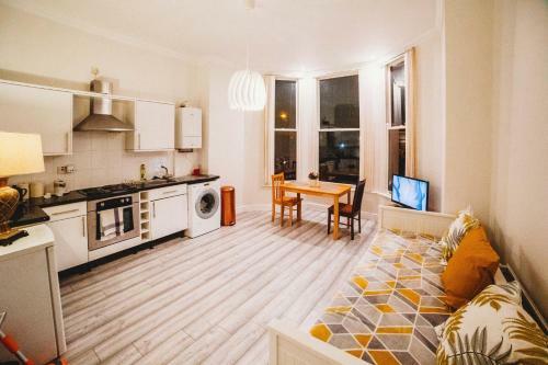 Cosy Apartment In Safe Area