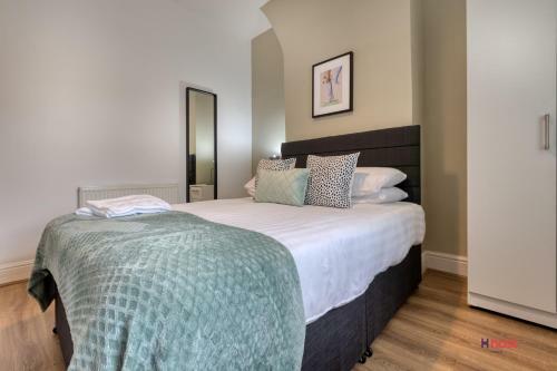 Host Liverpool - Cecil Terrace House