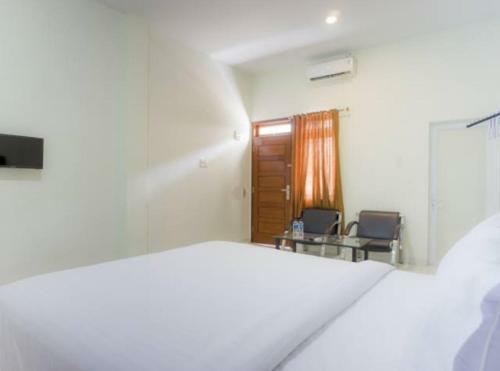 Hostal Kupula Guest House