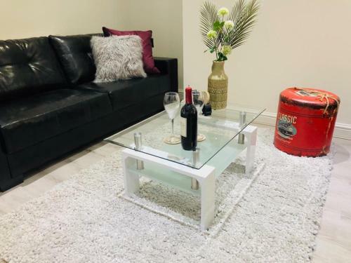 Lush Apartment 5 Bedroom House - Wbr