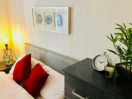 Lush Apartment 5 Bedroom House - Wbr