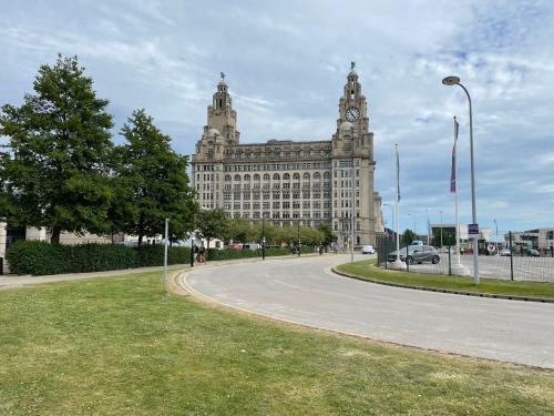 Liverpool City Princes Dock Apartment