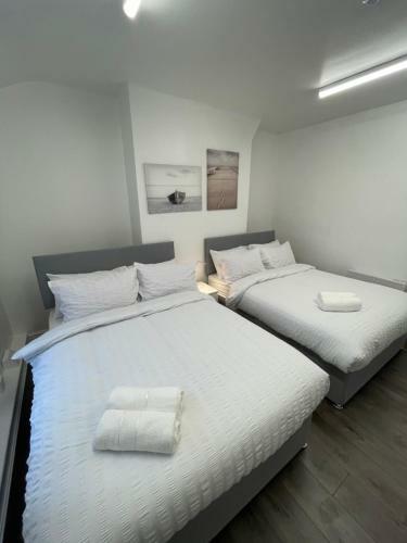 Hotel County Road Accommodation