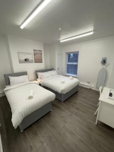 Hotel County Road Accommodation