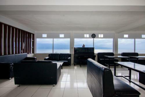 Oyo 1677 Gapura Hotel