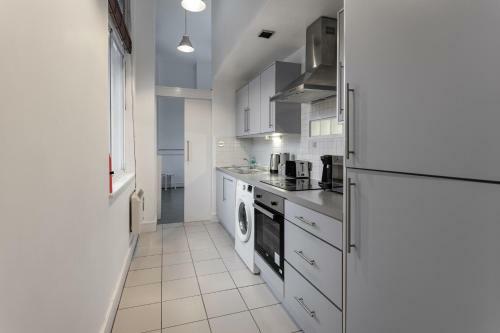 Air Host And Stay - Symphony Apartments
