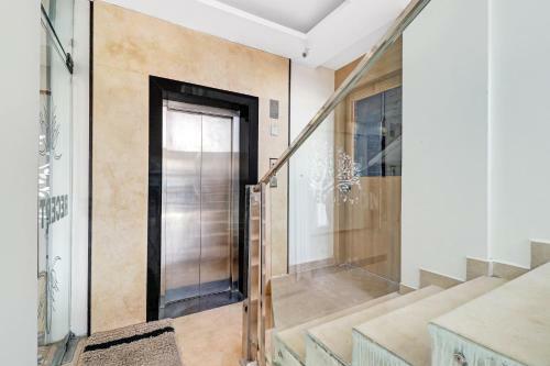 Townhouse Oak Hotel Arnavya