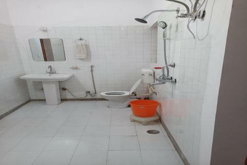 Hostal Oyo Home 85833 Sinha House