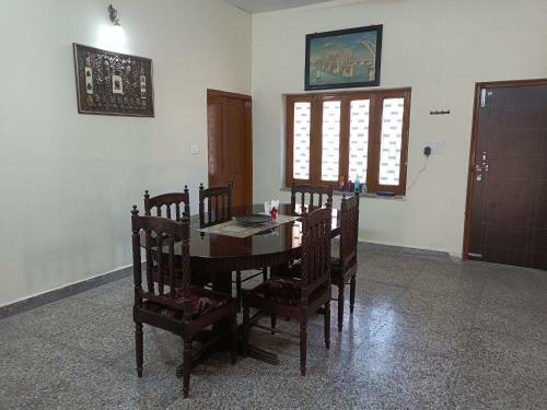 Hostal Oyo Home 85833 Sinha House