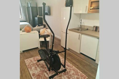 Beautiful Central City Centre Studio Apartment