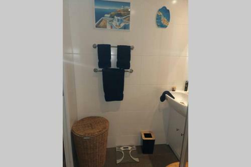 Beautiful Central City Centre Studio Apartment