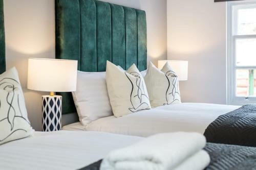 The Carriage House - Luxury Large Group Accommodation