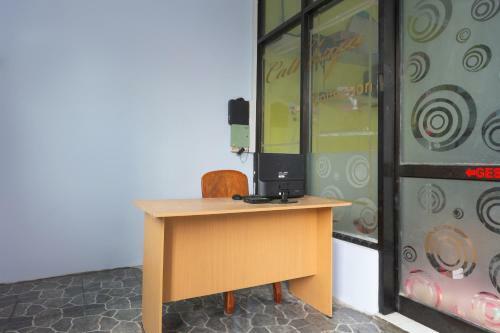 Hotel Reddoorz Near Stadion Wilis Madiun