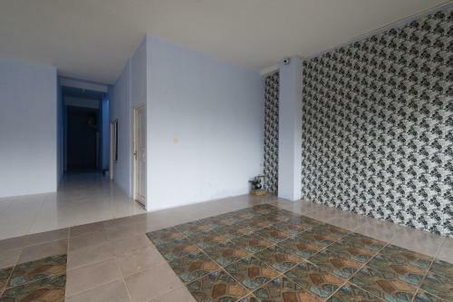 Hotel Reddoorz Near Stadion Wilis Madiun