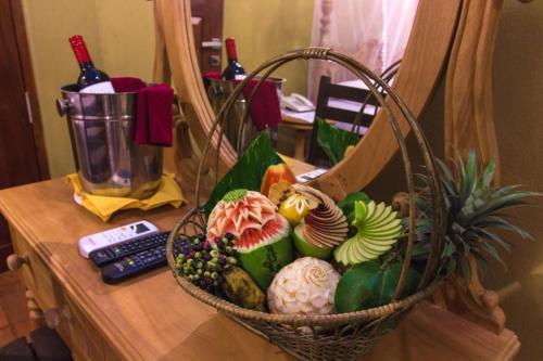 Lake Serenity Boutique Hotel