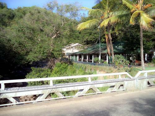 Hostal The Rest House Belihuloya