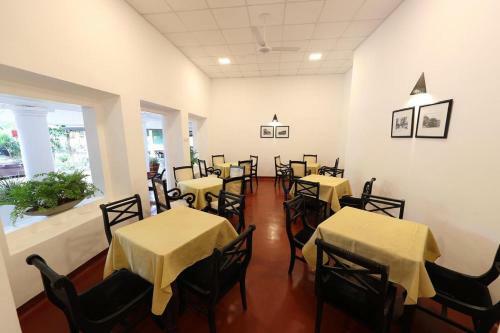Hostal The Rest House Belihuloya
