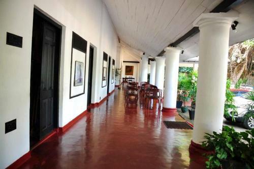 Hostal The Rest House Belihuloya