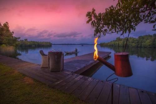 Hotel Roman Lake