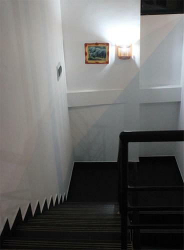 Hotel Tharusha Hoiday Inn