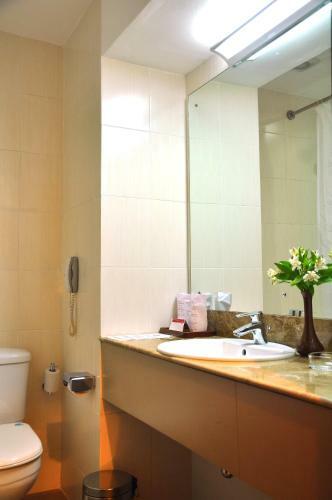 Hotel Ramada Katuanayake
