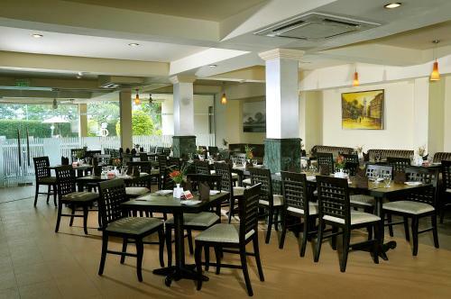Hotel Ramada Katuanayake