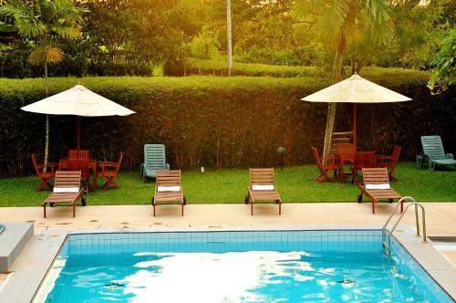 Hotel Ramada Katuanayake