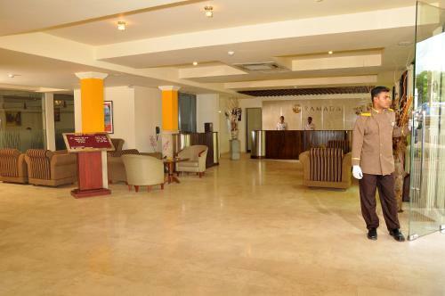 Hotel Ramada Katuanayake