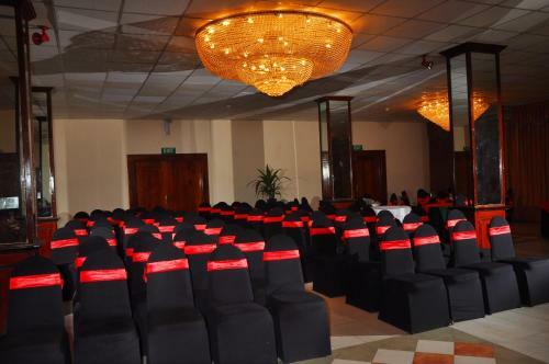 Hotel Ramada Katuanayake