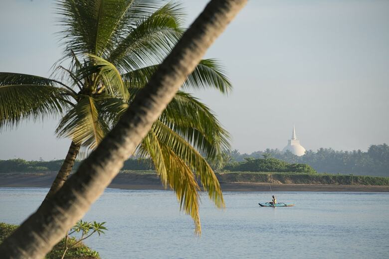 Hotel Avani Kalutara Resort