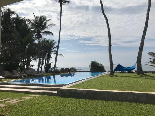 Villa Silverlane Beach House