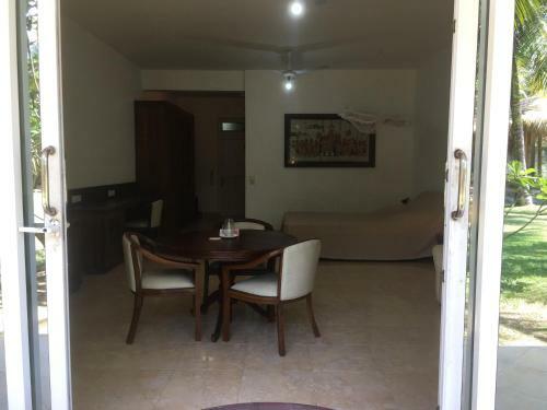 Bed & Breakfast Raja Beach Hotel