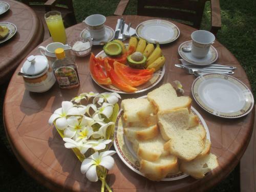 Bed & Breakfast Raja Beach Hotel