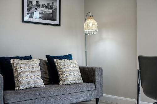Large 3 Bedroom Apartment In Liverpool!
