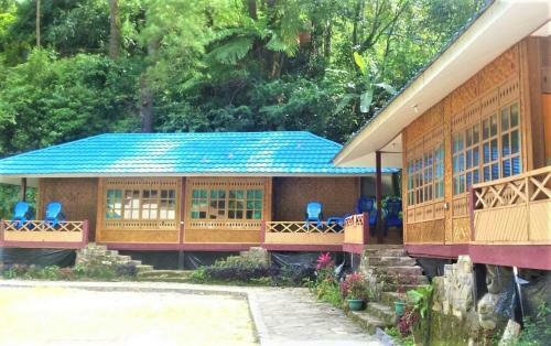 Hostal Lembah Biru Lagoon
