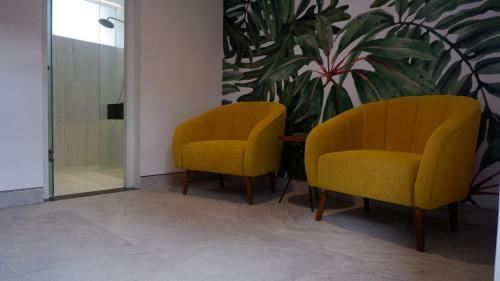 Hotel Front One Resort Magelang