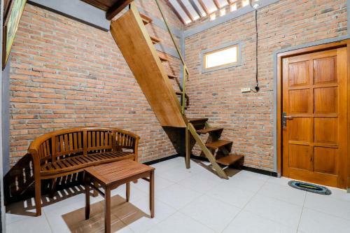 D'hasinda Homestay