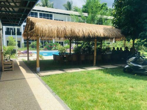 Senggigi Homes & Apartment