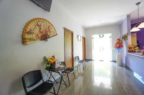 Hotel Vaccinated Staff - Oyo 1573 Mahera Guest House
